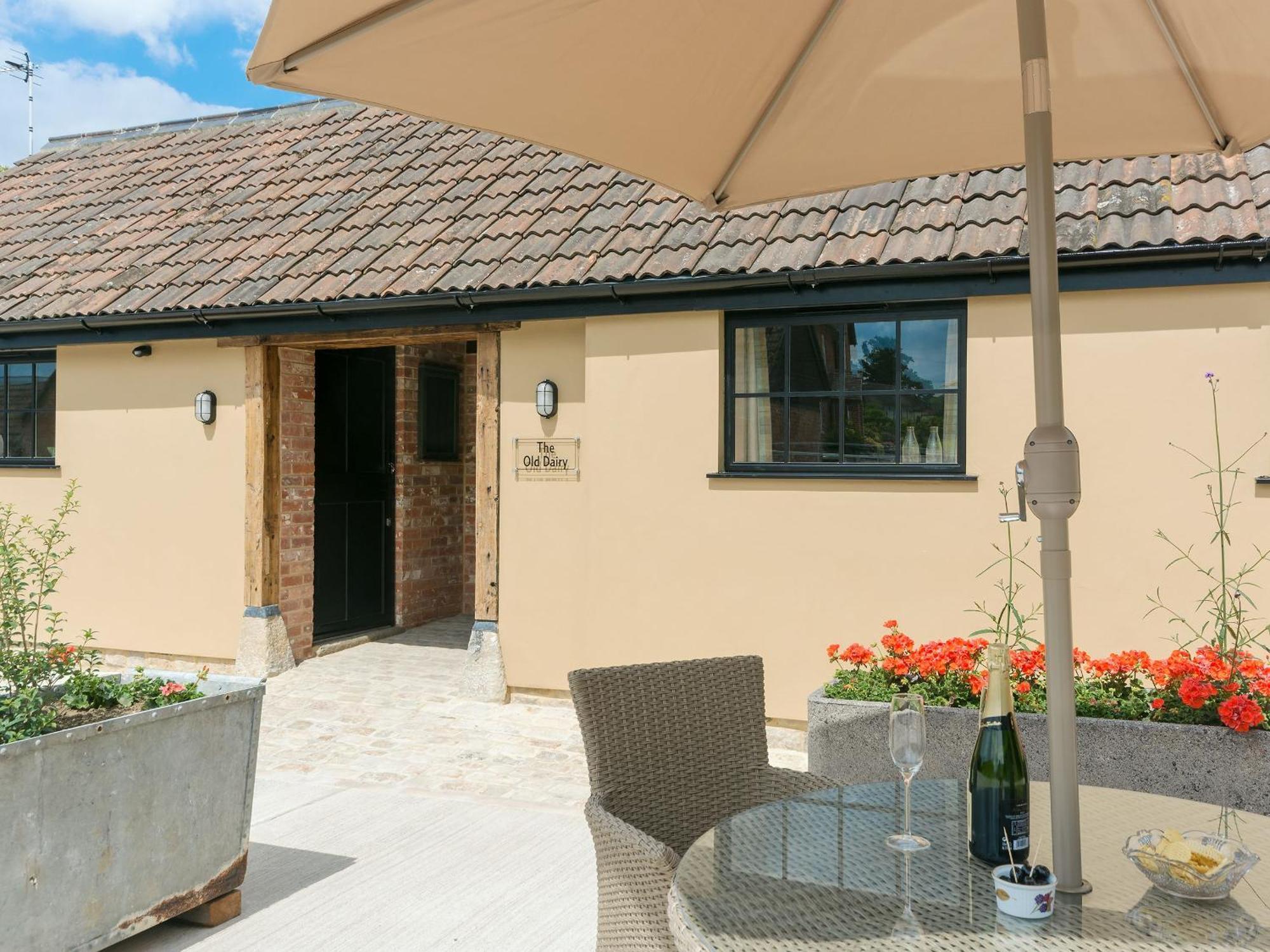 The Old Dairy-Ukc2112 Royal Wootton Bassett Exterior foto